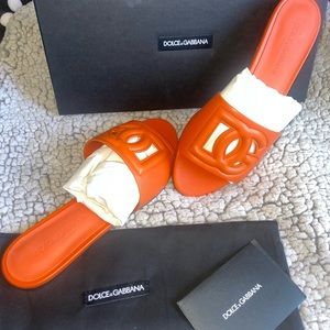 DOLCE&GABBANA SANDALS